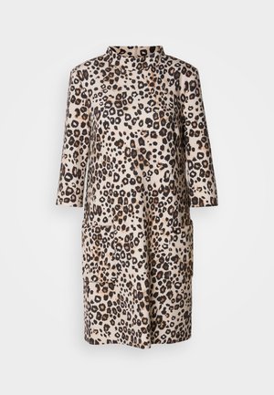 Leopard print dress in beige and brown tones, featuring a high neckline, three-quarter sleeves, and two front pockets. Smooth fabric texture.