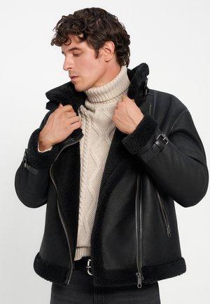 Pier One by Zalando, Яке от изкуствена кожа - black
