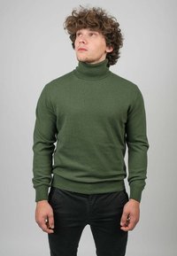 Unselected, verde khaki