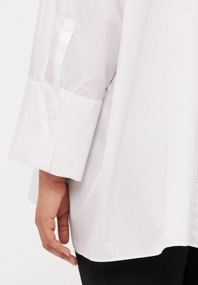 WEEKEND MaxMara Gombos blúz - bianco