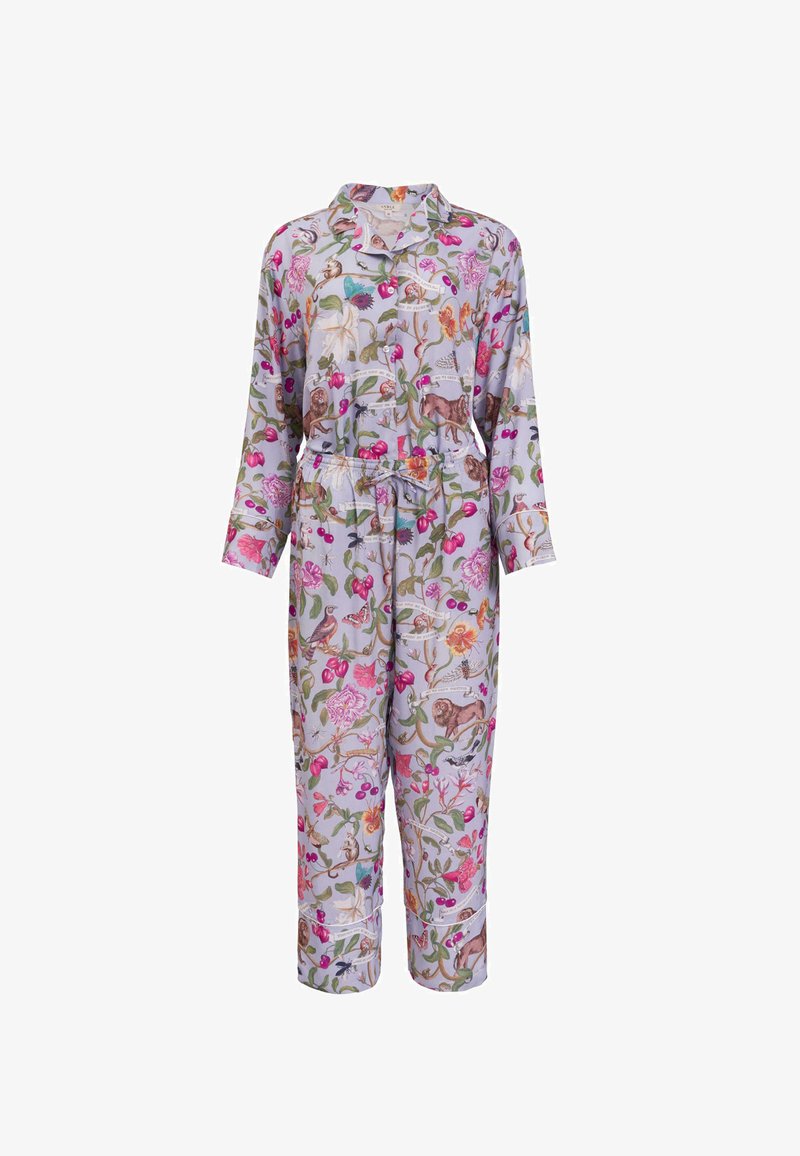 Combinaison à motif floral en tissu violet clair, avec des manches longues, une taille élastique et un devant à boutons.