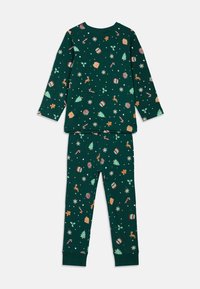 Conjunto de camiseta de manga longa e calças verde-escuro com estampado festivo de árvores de Natal, bengalas de doce, renas, flocos de neve, pão de gengibre e tambores.