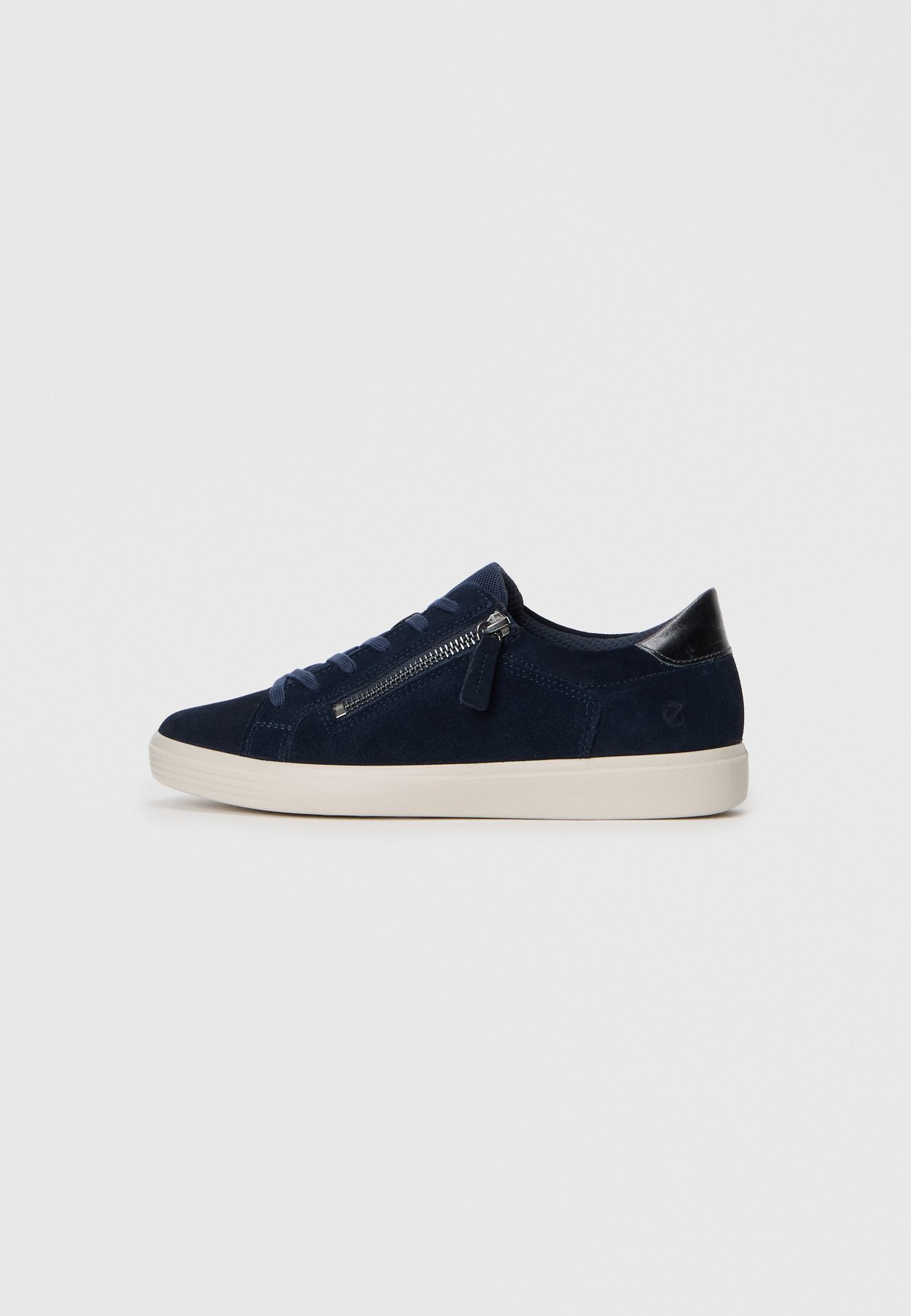 Sneaker low