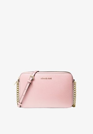 Roosa nahast õlakott, millel on kuldne kettrihm, lukuga sulgemine ja esiküljel väljalõigatud logo. Omab siledat, tekstuuriga pindmist viimistlust.