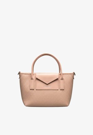 Sac à main en cuir texturé beige avec deux poignées, une poche avant de style enveloppe et le logo "Lancaster Paris" sur le rabat de la poche.