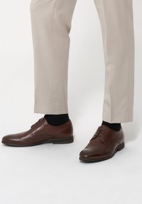 RYŁKO IPYJ - Eleganckie buty