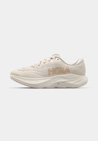 RINCON 4 - Road running shoes - vanilla/birch