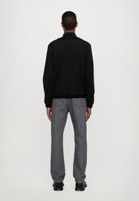 EA7 Emporio Armani Casaco leve - black