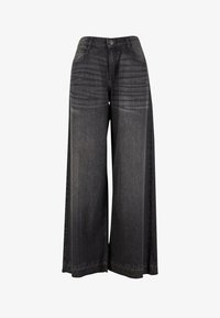 Geselecteerd, black washed