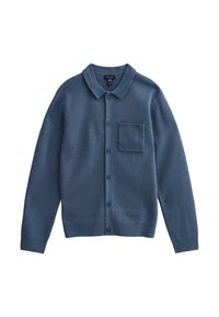 Blå stickad cardigan med krage, knappframsida och en ficka på vänster sida. Ribbad mudd och nederkant med en texturerad tyg.