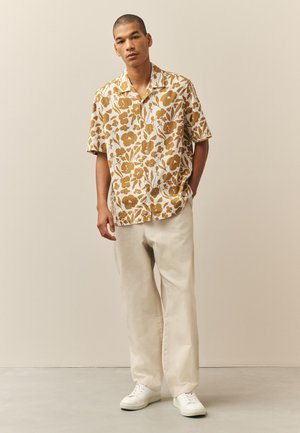 Next, REGULAR FIT - FLORAL PRINT - Chemise - yellow