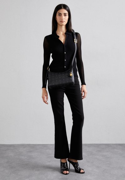 MCM Ülerinna-kott - black