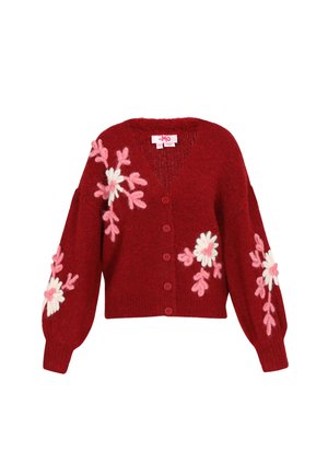 Rød strikket cardigan med dyb V-hals, frontknapper og blomsterapplikation i pink og hvid på ærmerne. Blød tekstur, afslappet pasform.