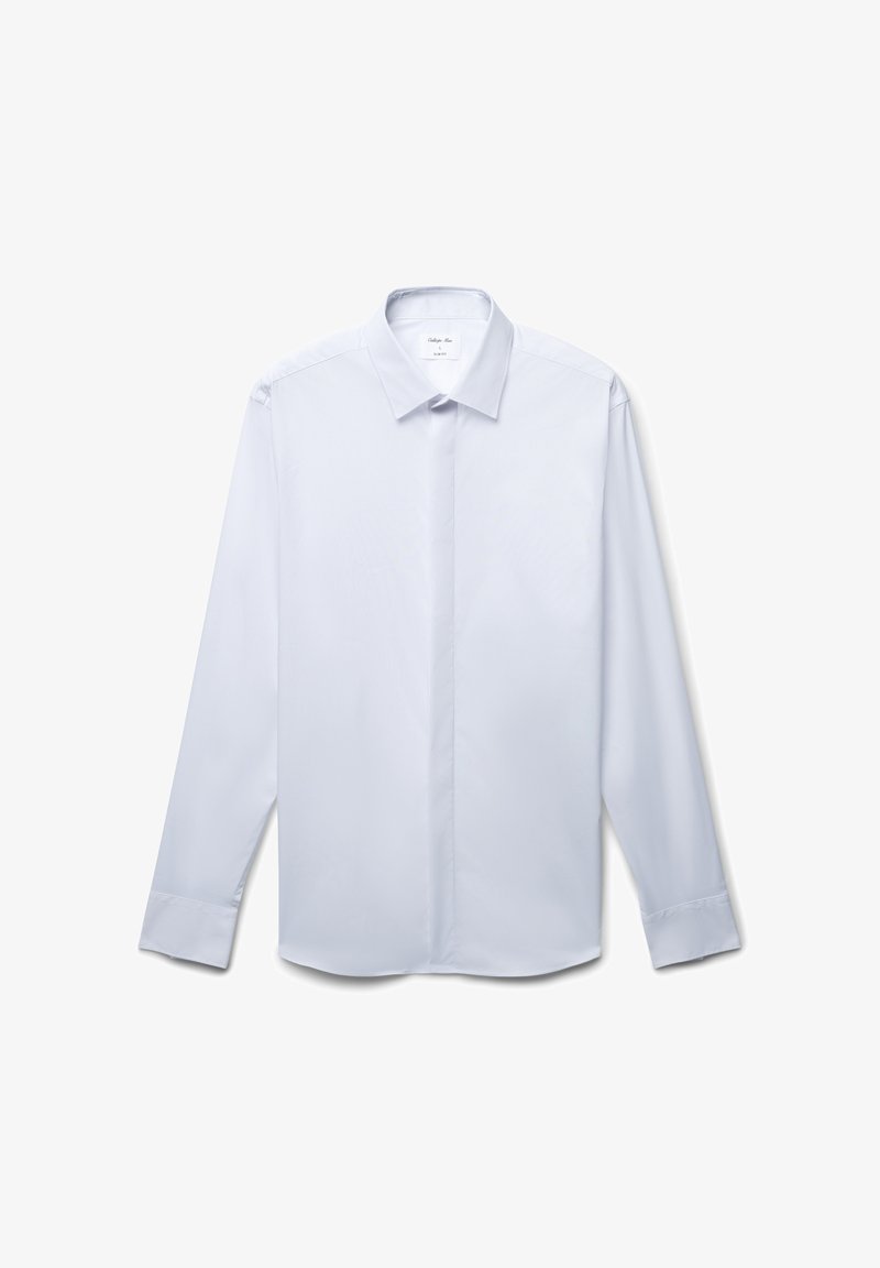 Weißes Langarmhemd mit dünner vertikaler Knopfleiste, klassischem Kragen und Knopfmanschetten. Glattes, leichtes Material.