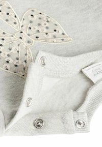 Next JOGGERS SET REGULAR FIT - Træningssæt - grey white taping