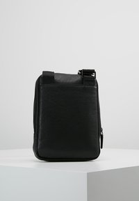 Piquadro SQUARE  - Umhängetasche - black