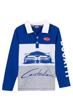 Polo manches longues bleu, blanc et gris avec col blanc, logo Bugatti, croquis de voiture sur le devant, texte « Centodiec » et « Bugatti » sur la manche.