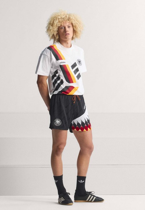adidas Germany T-Shirt Asia Sizing 'White' — foto 2