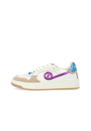 Trainers - rose