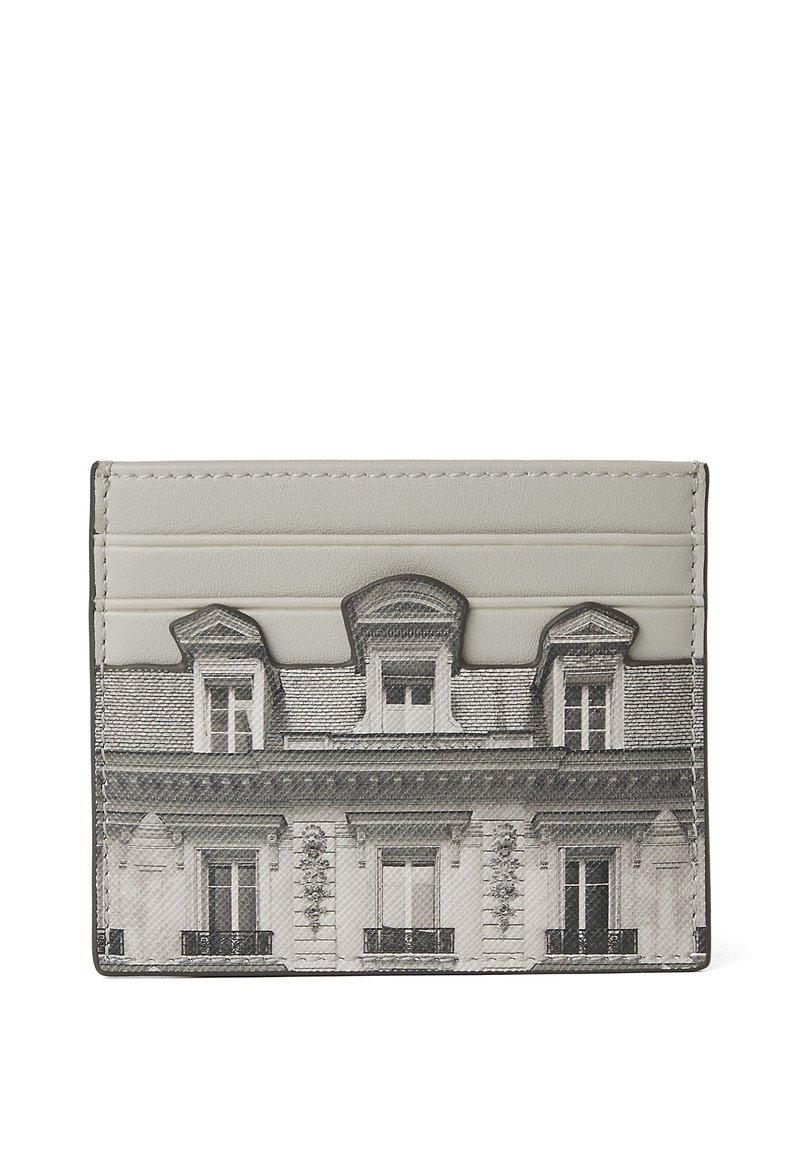 Szara skórzana portmonetka na karty z szczegółowym czarno-białym zdjęciem elewacji budynku, z wieloma slotami na karty i wypukłą fakturą.