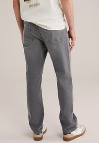 WE Fashion BLUE RIDGE - Tiesaus kirpimo džinsai - grey