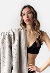 MAЯSIKØH NAXOS - Strandhanddoek - beige