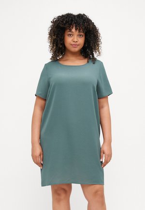 CARLUX LIFE DRESS - Robe de jour - balsam green