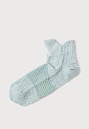 RUN LIGHT  - Calcetines de deporte - grey