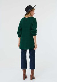 blue shadow - Sweter