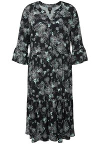 Schwarzes Blumenkleid mit V-Ausschnitt, Dreiviertelärmeln und Rüschensäumen. Mit hellblauen und weißen Blumendrucken auf einem dunklen Hintergrund.