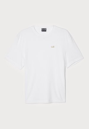 T-shirt en coton blanc à manches courtes, col ras du cou, avec un petit logo doré EA7 sur la zone gauche de la poitrine.