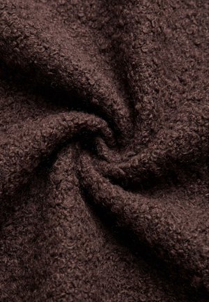 Nukus, NUKUS DAMES TEDDY JASSEN MADELIN JACKET BOUCLE. - Veste légère - chocolate