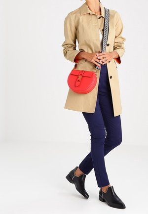 Coccinelle, Sac bandoulière - red