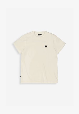 Roomkleurig, kort mouw t-shirt van katoen. Heeft een klein zwart logopatch op de borst en een eenvoudige ronde halslijn.