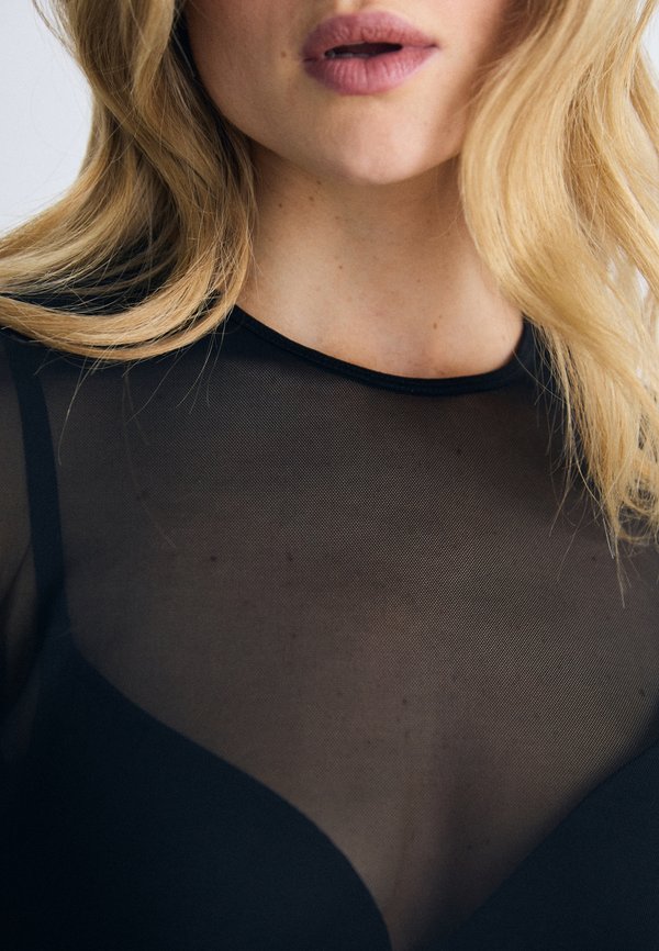 THE VISIONARY DRESS - Nightie3