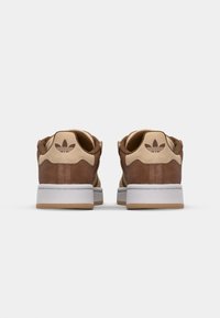 adidas Originals CAMPUS 00S DOUBLE - Skate shoes - preloved brown/sand strata/orange tint