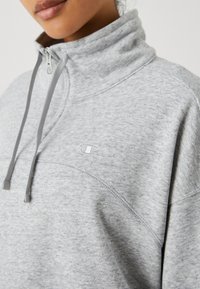 Champion ICONS HALF ZIP SMALL C LOGO - Melegítőfelső - grey