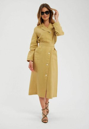 Robe chemise - dark straw