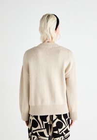 Selected Femme Neuletakki - off-white