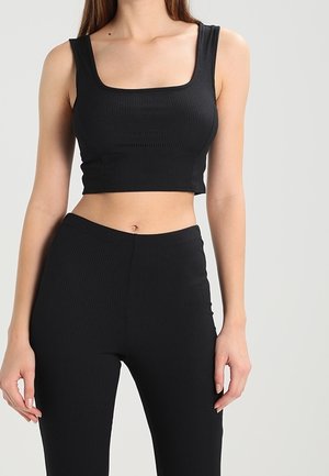 Top - black