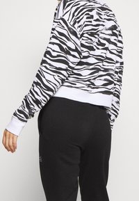 DKNY Sweatshirt - white