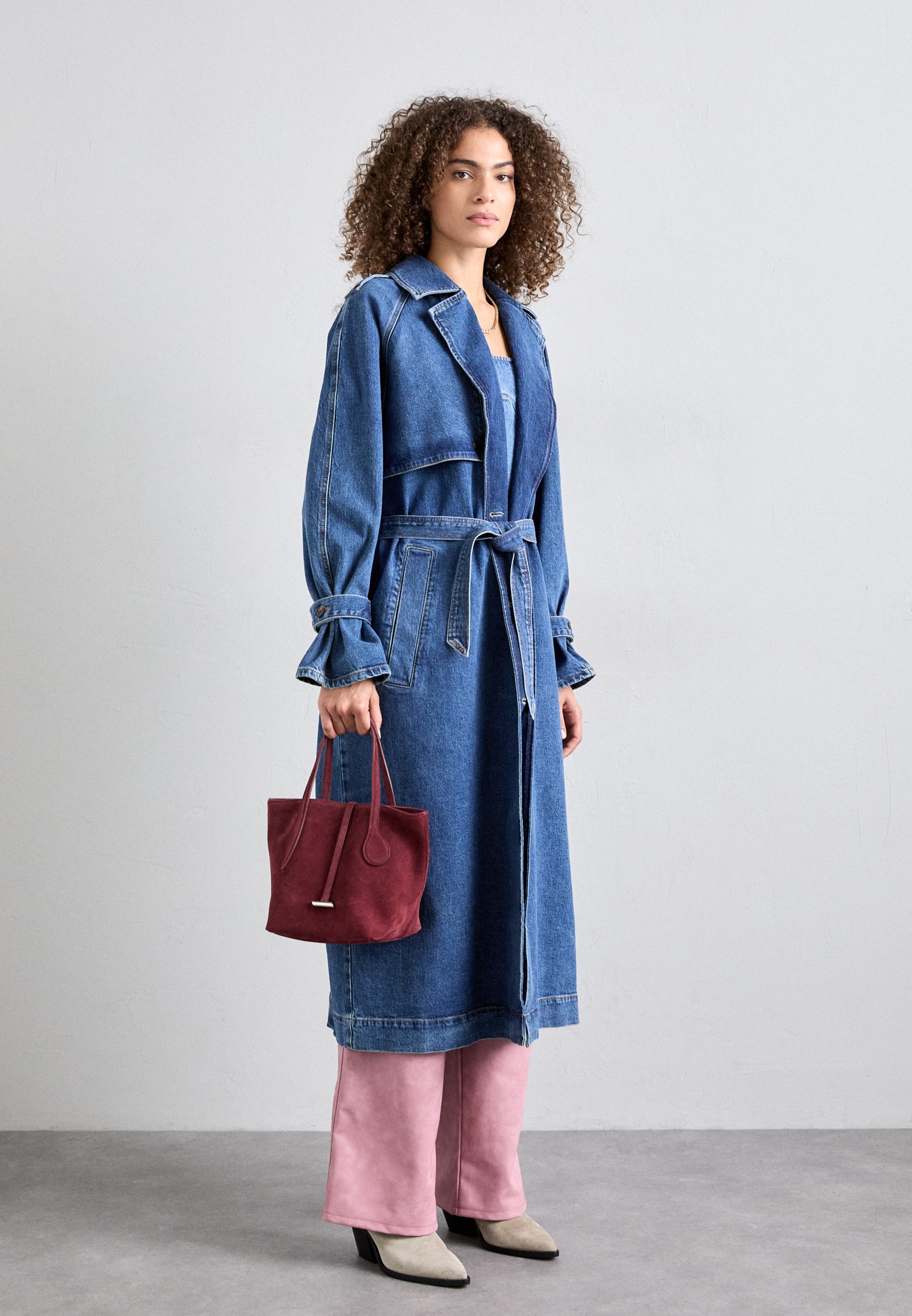 【BAUM UND PFERDGARTEN】 Delilah Trench Coat Amazon.com: BAUM UND PFERDGARTEN Women's Delilah Trench Coat