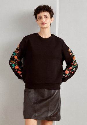 Sweat Femme ONLY Onlbrooke Col Rond Manches Longues Imprimé Floral – Confort Oversize Décontracté