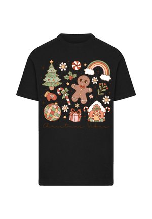 Schwarzes T-Shirt mit bunten, weihnachtlichen Grafiken: ein Baum, Lebkuchenmann, Bonbons, Geschenke und der Text "Christmas Vibes" in einer geschwungenen Schriftart.