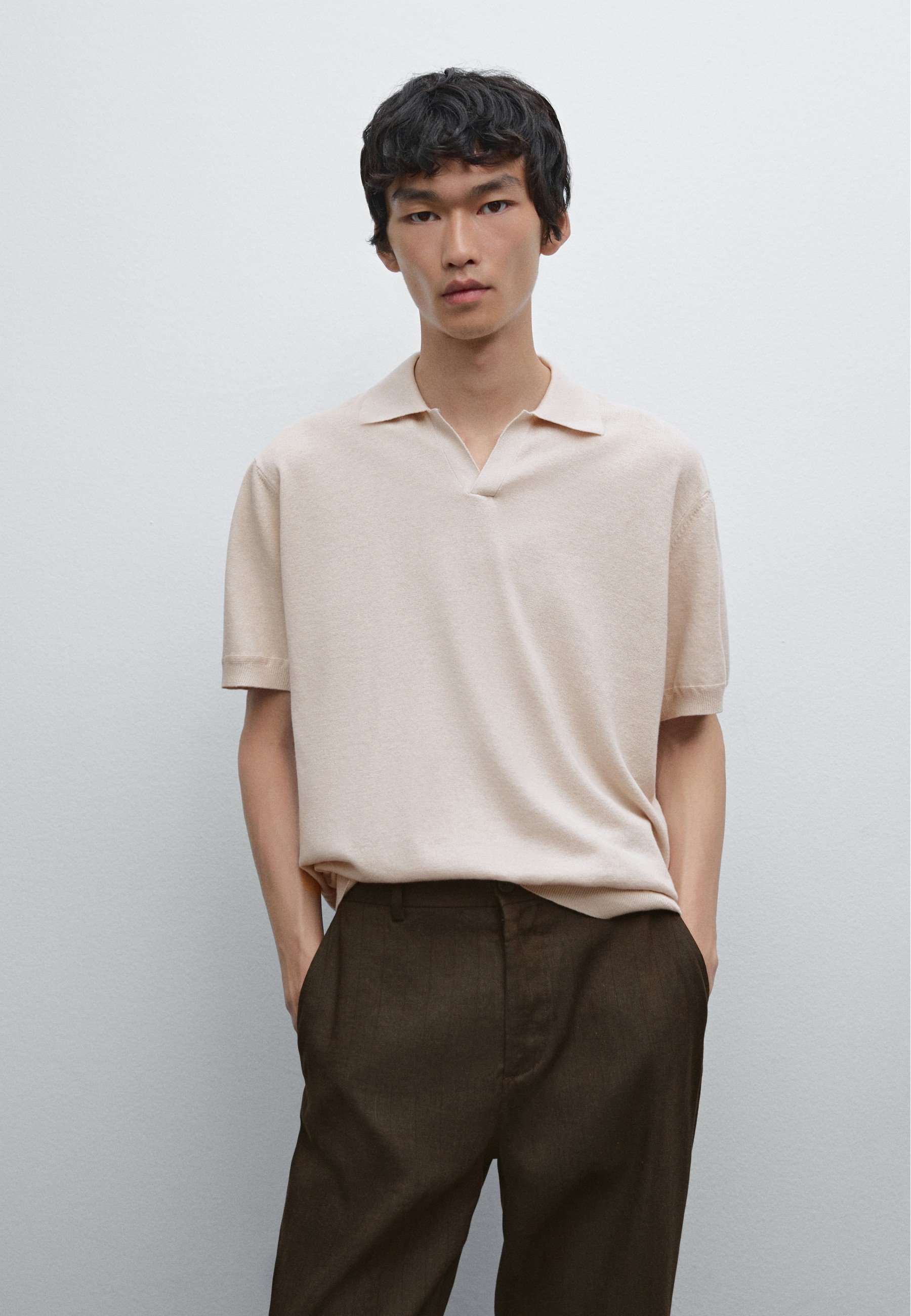Massimo Dutti V-NECK - Polo shirt - beige - Zalando