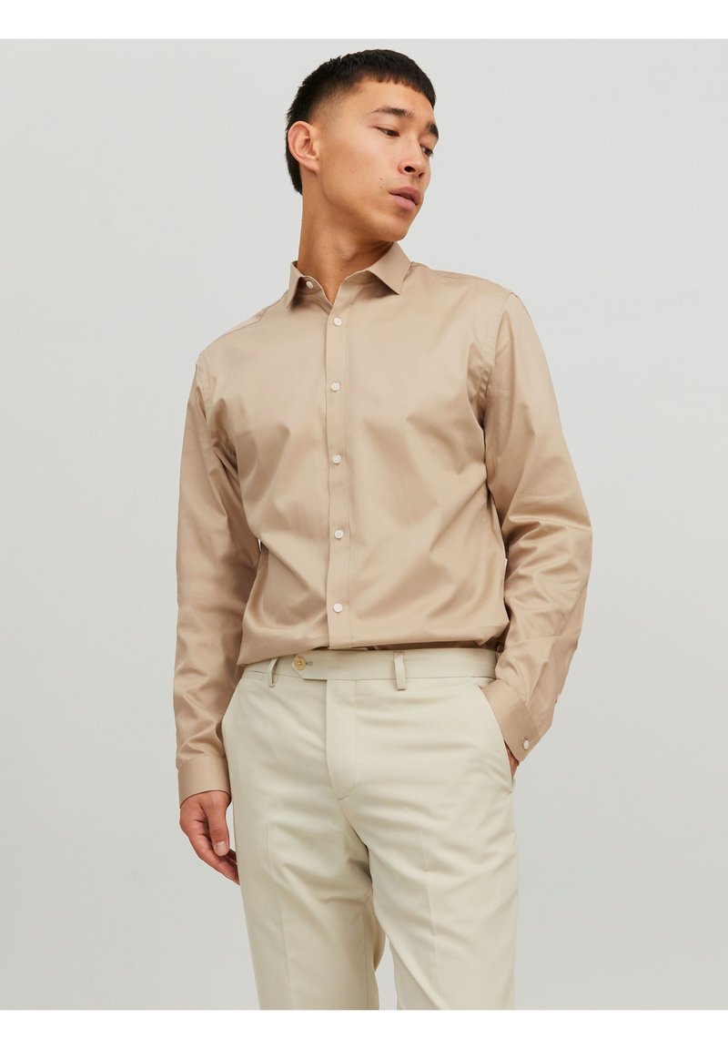 Jack & Jones PREMIUM - CARDIFF SLIM FIT - Košeľa - beige, Zväčšiť