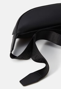 Tommy Hilfiger BUMBAG - Τσαντάκι μέσης - black