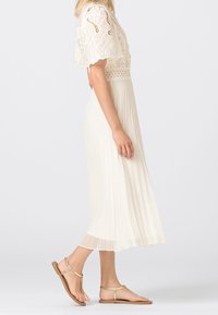 HALLHUBER Vestido informal - off-white