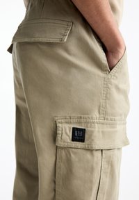 PULL&BEAR Cargobyxor - light brown