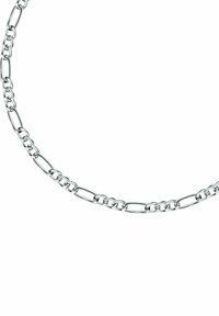 Silverkedja i halsband med avlånga ovala länkar, polerad yta, slät textur och jämn mellanrum mellan varje länk.